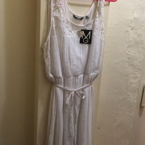 Gorgeous White New 👗 Dress